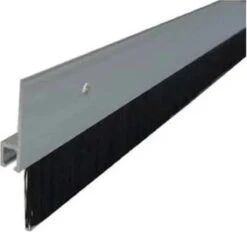 Merkloos Deurborstel - Stripborstel - Afdichting Met Borstel - 100 Cm - Met Installatie Gaten -aluminium -isolatiestrip - Afdichtstrip - Deurstrip 14 Merkloos Deurborstel - Stripborstel - Afdichting Met Borstel - 100 Cm - Met Installatie Gaten -aluminium -isolatiestrip - Afdichtstrip - Deurstrip -Bol. 1200x1127