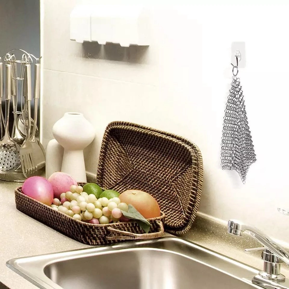 LOUZIR RVS Gietijzer Cleaner Voor Pannen - Metalen Borstel- Scrubmat- Zilver 8 LOUZIR RVS Gietijzer Cleaner Voor Pannen - Metalen Borstel- Scrubmat- Zilver - Afbeelding 6