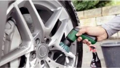 Bosch Universal Brush - Snoerloze Reiningsborstel -Bol. 1200x681 4