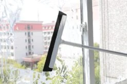 Amenzo® Vloertrekker Met Steel - Vloerwisser - 35 Cm + 120 Cm Steel - Uitschuifbare Aluminium Steel - Badkamer – Trekker - Vloerwisser Wit – Watertrekker -Bol. 1200x797