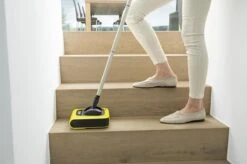 Kärcher KB 5 Rolveger - Vloerreiniger - 3,7V - Incl. Accu En Lader 28 Kärcher KB 5 Rolveger - Vloerreiniger - 3,7V - Incl. Accu En Lader -Bol. 1200x799 35