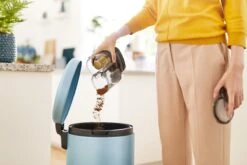 Philips 8000 Series Aqua Plus XC8347/01 - Steelstofzuiger -Bol. 1200x804 2