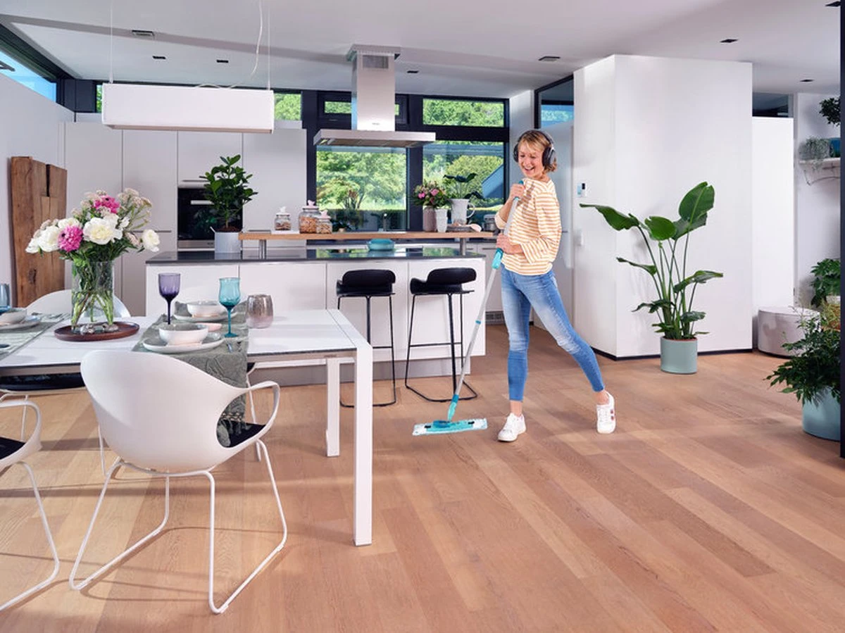 Leifheit Clean Twist M Vloerwisser Ergo Mobiel - Dweil Set Compleet Systeem Met Wieltjes - 33 Cm - 6 Liter 19 Leifheit Clean Twist M Vloerwisser Ergo Mobiel - Dweil Set Compleet Systeem Met Wieltjes - 33 Cm - 6 Liter - Afbeelding 17