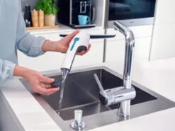 Leifheit Nemo - Set Raamreiniger En Badkamer Ruitenreiniger Met Gratis Wandhouder En Tweede Zuigmond -Bol. 1200x899 74