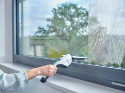 Leifheit Nemo - Set Raamreiniger En Badkamer Ruitenreiniger Met Gratis Wandhouder En Tweede Zuigmond -Bol. 1200x899 76