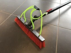 Aqua2Go Telescoopsteel 7,2 Meter - Lichtgewicht Aluminium - 40 Cm. Borstel - Ramen Wassen - Zonnepanelen 13 Aqua2Go Telescoopsteel 7,2 Meter - Lichtgewicht Aluminium - 40 Cm. Borstel - Ramen Wassen - Zonnepanelen -Bol. 1200x899 98