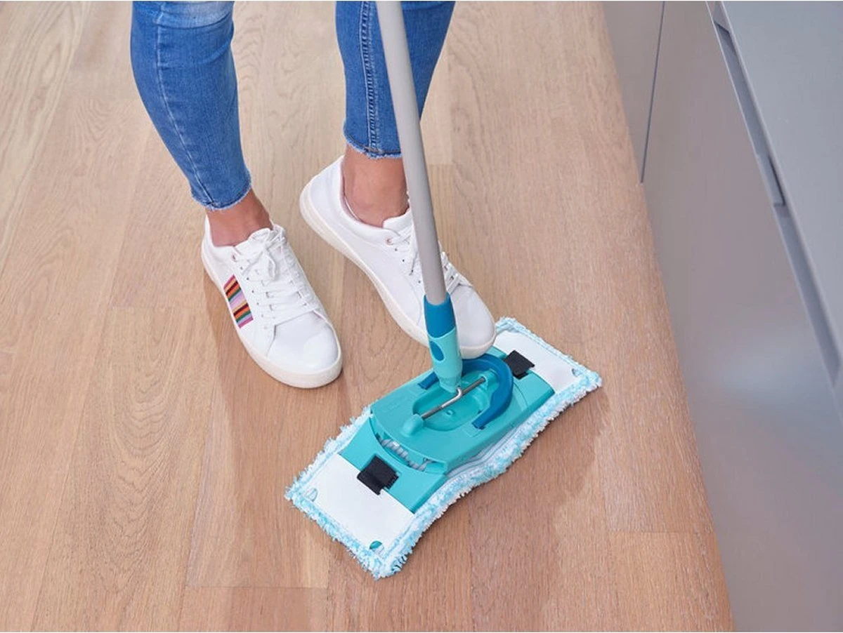 Leifheit Clean Twist M Vloerwisser Ergo Mobiel - Dweil Set Compleet Systeem Met Wieltjes - 33 Cm - 6 Liter 13 Leifheit Clean Twist M Vloerwisser Ergo Mobiel - Dweil Set Compleet Systeem Met Wieltjes - 33 Cm - 6 Liter - Afbeelding 11