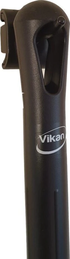 Vikan Vloertrekker Met Steel Zwart - 40 Cm Vloerwisser - Kunststof Steel - Ophanghaak - Watertrekker In Badkamer -Bol. 328x1200