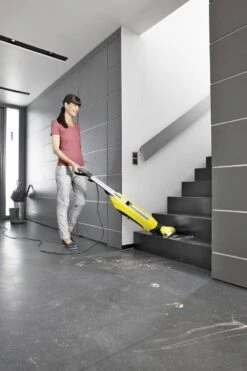 Kärcher Floor Cleaner FC 5 - Vloerreiniger - Geel - Versie 2019 25 Kärcher Floor Cleaner FC 5 - Vloerreiniger - Geel - Versie 2019 -Bol. 800x1200 9