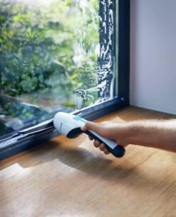 Leifheit Nemo - Set Raamreiniger En Badkamer Ruitenreiniger Met Gratis Wandhouder En Tweede Zuigmond -Bol. 976x1200 1